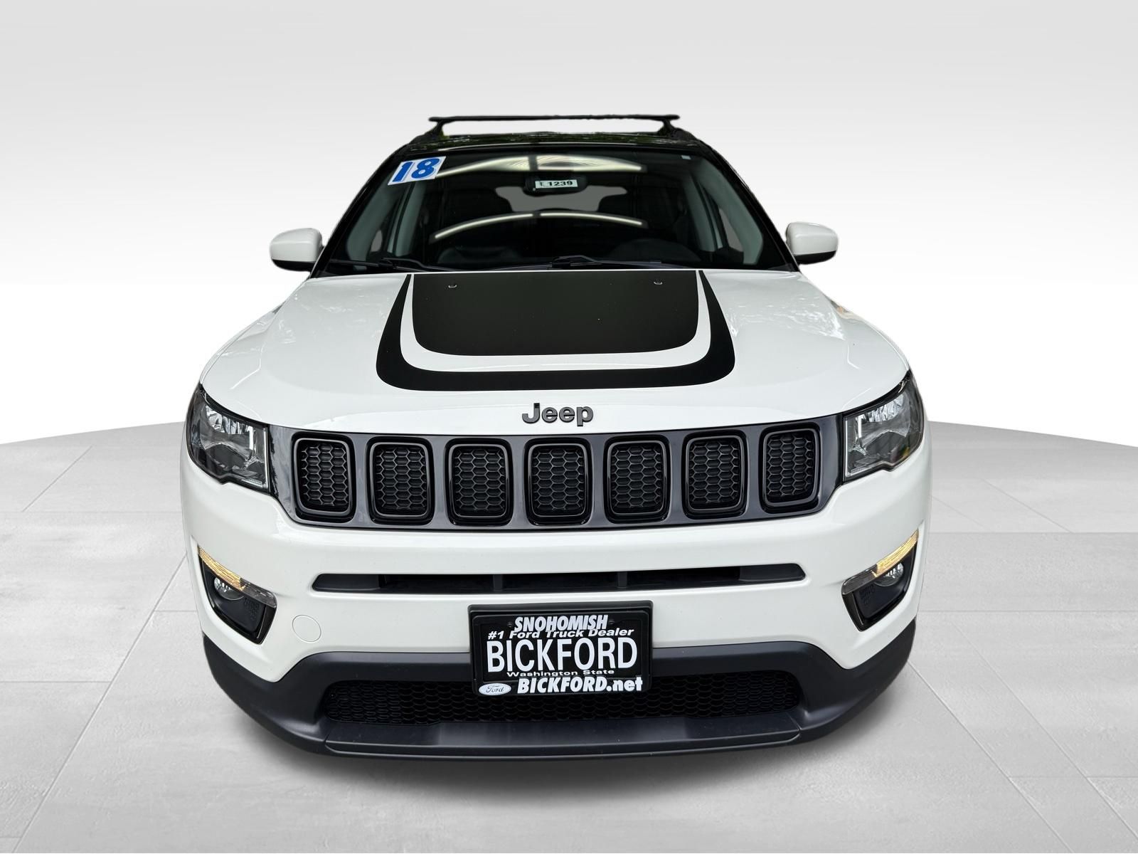 Used 2018 Jeep Compass - photo 2