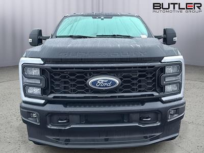 Used 2024 Ford F-250 - photo 1