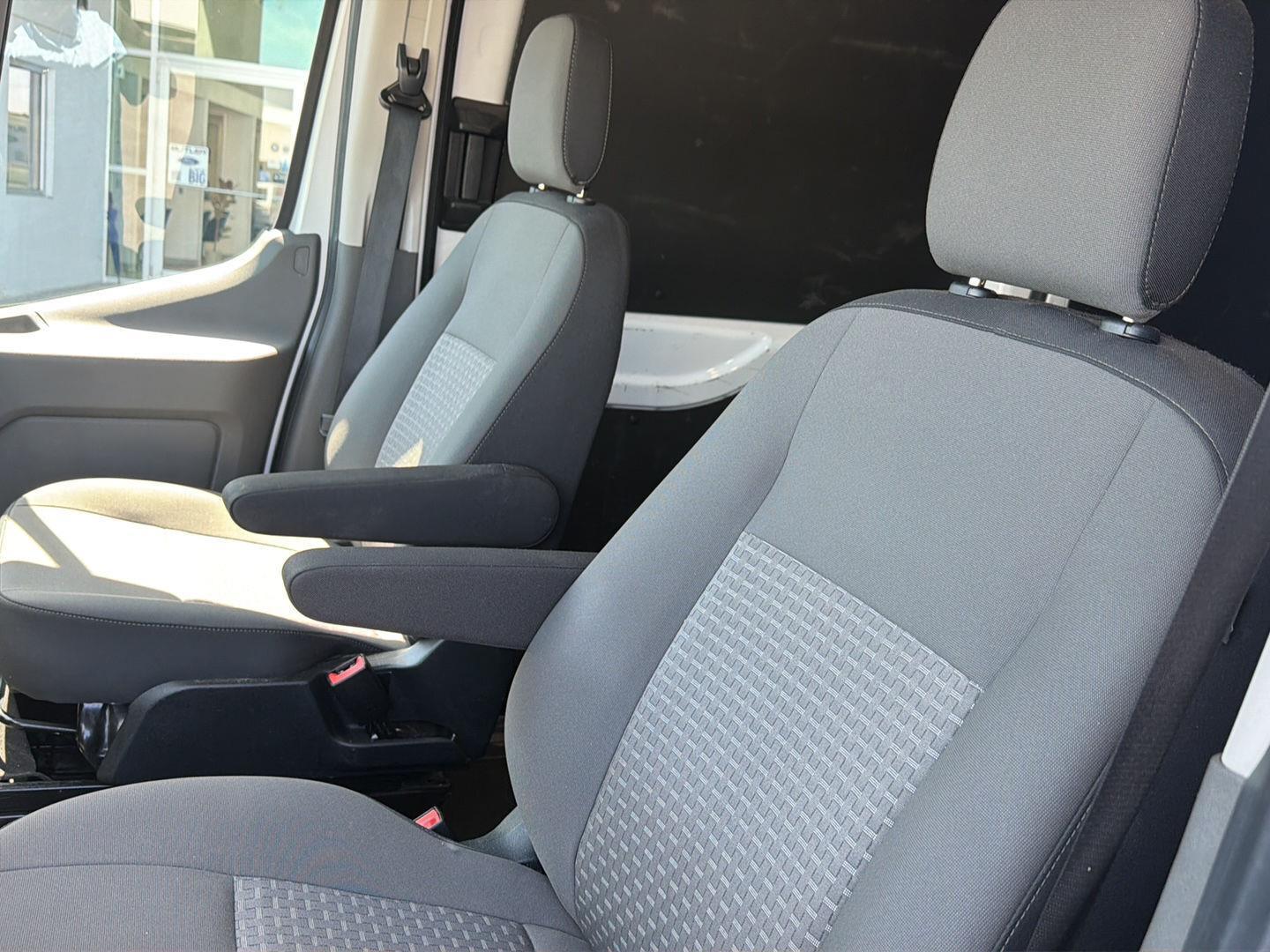 Used 2023 Ford Transit 150 - photo 16