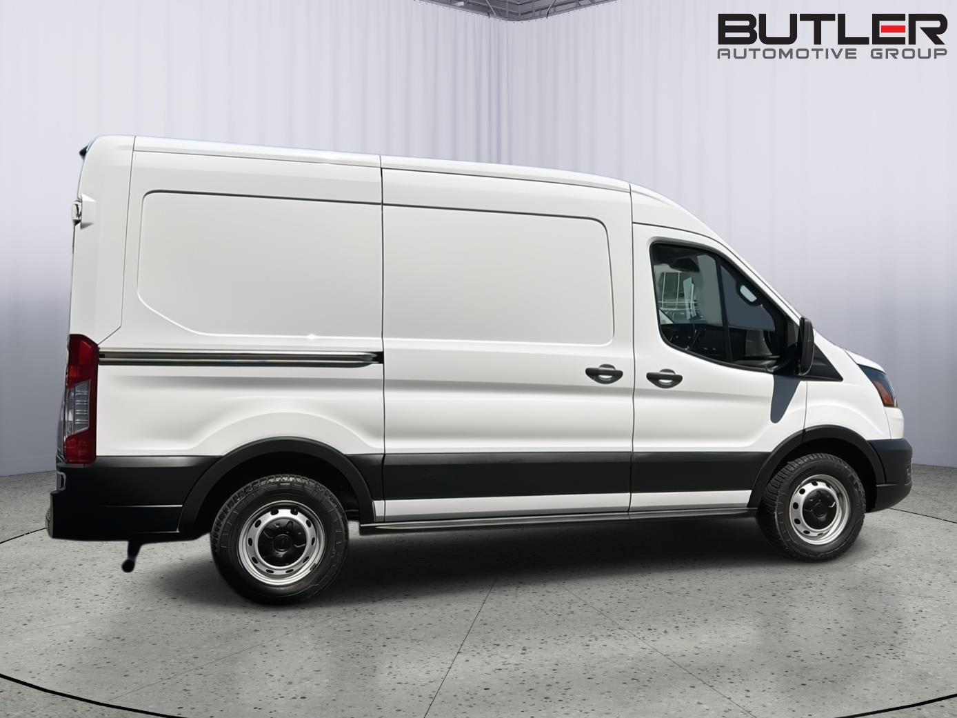 Used 2023 Ford Transit 150 - photo 33