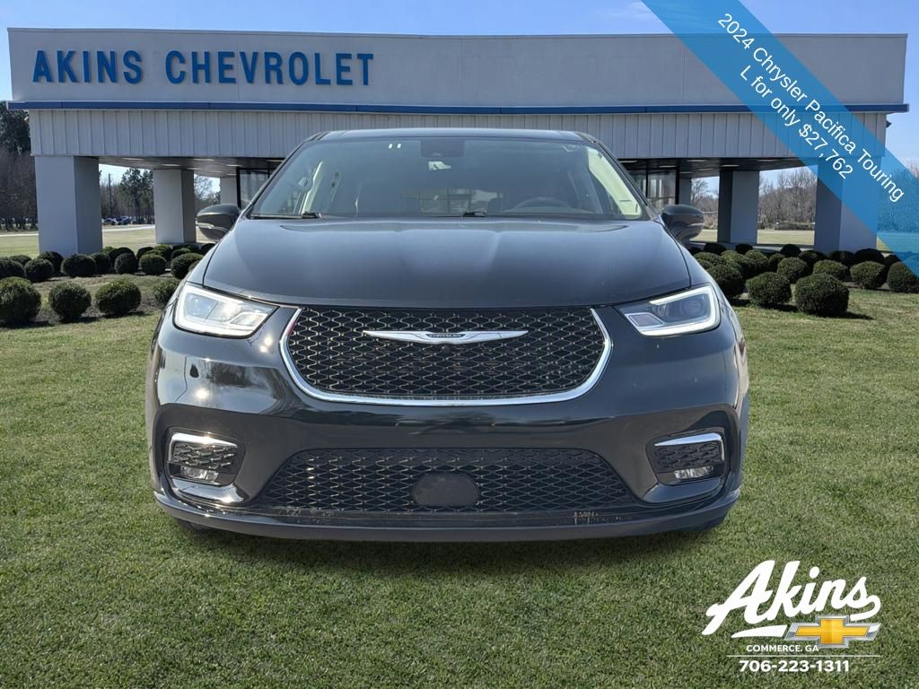 Used 2024 Chrysler Pacifica - photo 7