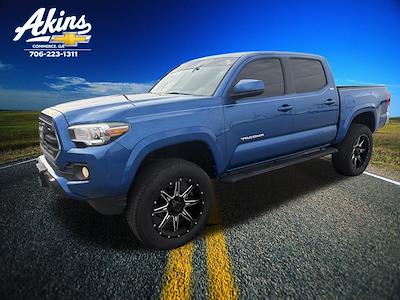Used 2017 Toyota Tacoma - photo 1