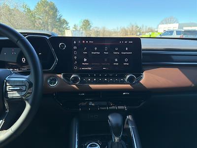 Used 2023 GMC Canyon - photo 1