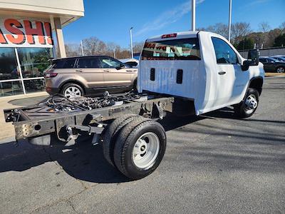 Used 2022 Chevrolet Silverado 3500 Regular Cab Cab Chassis for sale #13103 - photo 2