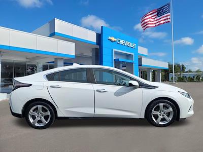 2017 Chevrolet Volt FWD Hatchback for sale #F103478B - photo 2