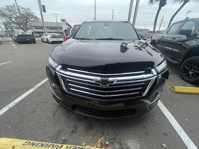 Used 2023 Chevrolet Traverse - photo 1