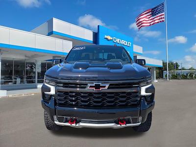 Used 2024 Chevrolet Silverado 1500 - photo 1