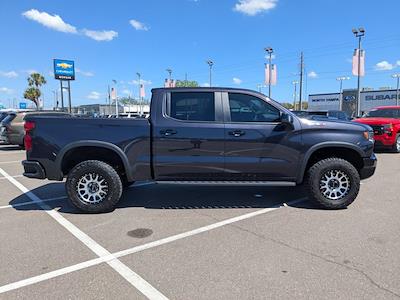 Used 2024 Chevrolet Silverado 1500 - photo 1