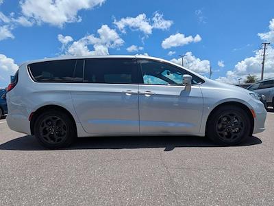 2022 Chrysler Pacifica FWD Minivan for sale #I155983 - photo 2