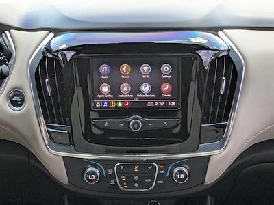 Used 2022 Chevrolet Traverse - photo 1