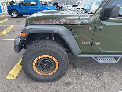 Used 2022 Jeep Gladiator - photo 1