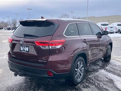 Used 2017 Toyota Highlander XLE for sale #87872A - photo 2