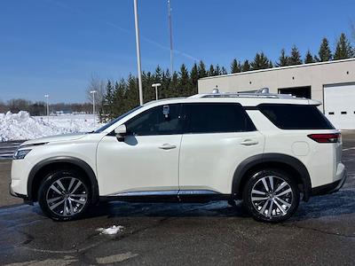 Used 2023 Nissan Pathfinder - photo 1