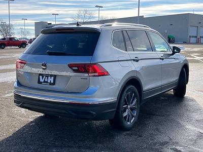 Used 2022 Volkswagen Tiguan SE for sale #87953 - photo 2