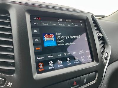 Used 2022 Jeep Cherokee - photo 1