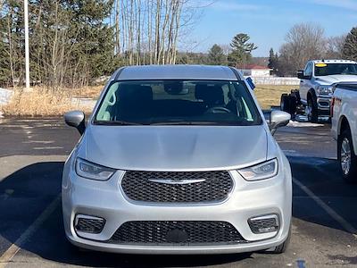 Used 2023 Chrysler Pacifica - photo 1