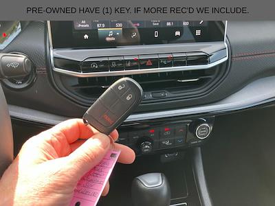 Used 2025 Jeep Compass - photo 1