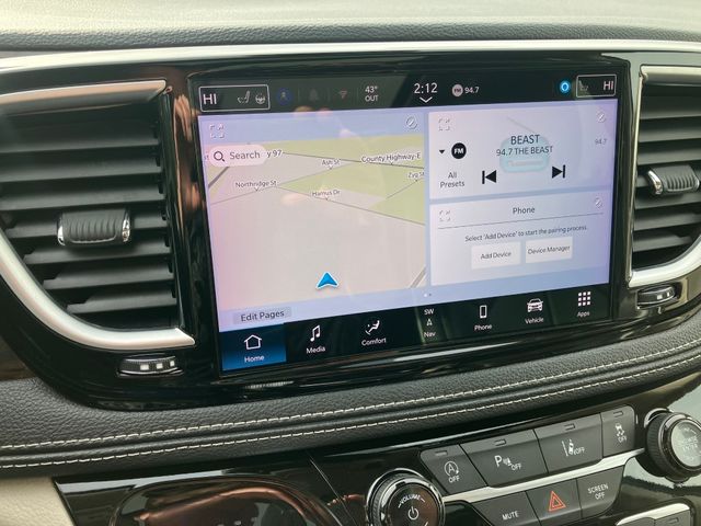 Used 2024 Chrysler Pacifica - photo 8