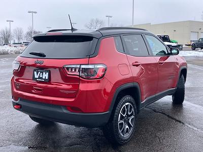 Used 2025 Jeep Compass - photo 1