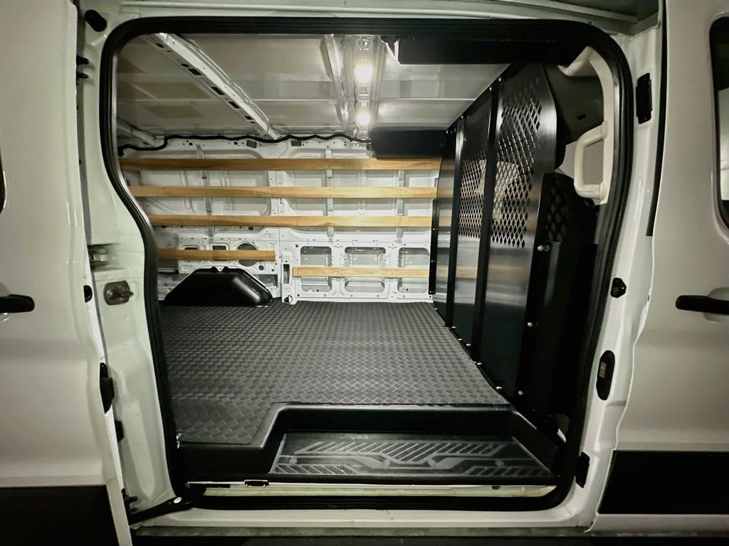 Used 2025 Ford Transit 250 Low Roof Empty Cargo Van - photo 32