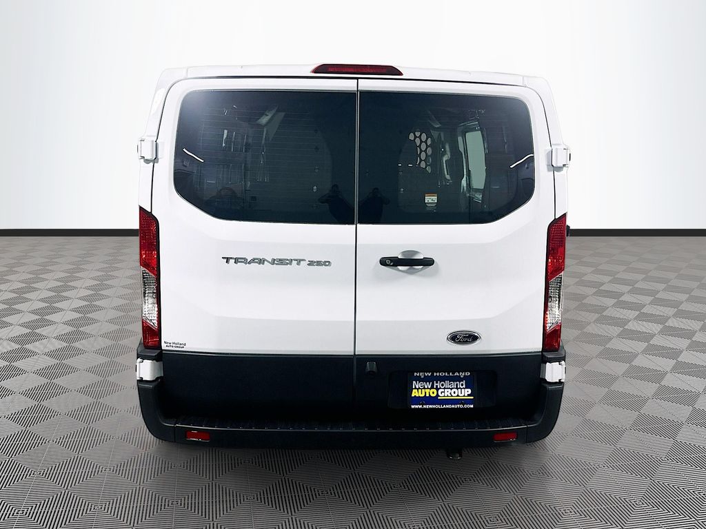 Used 2025 Ford Transit 250 - photo 8
