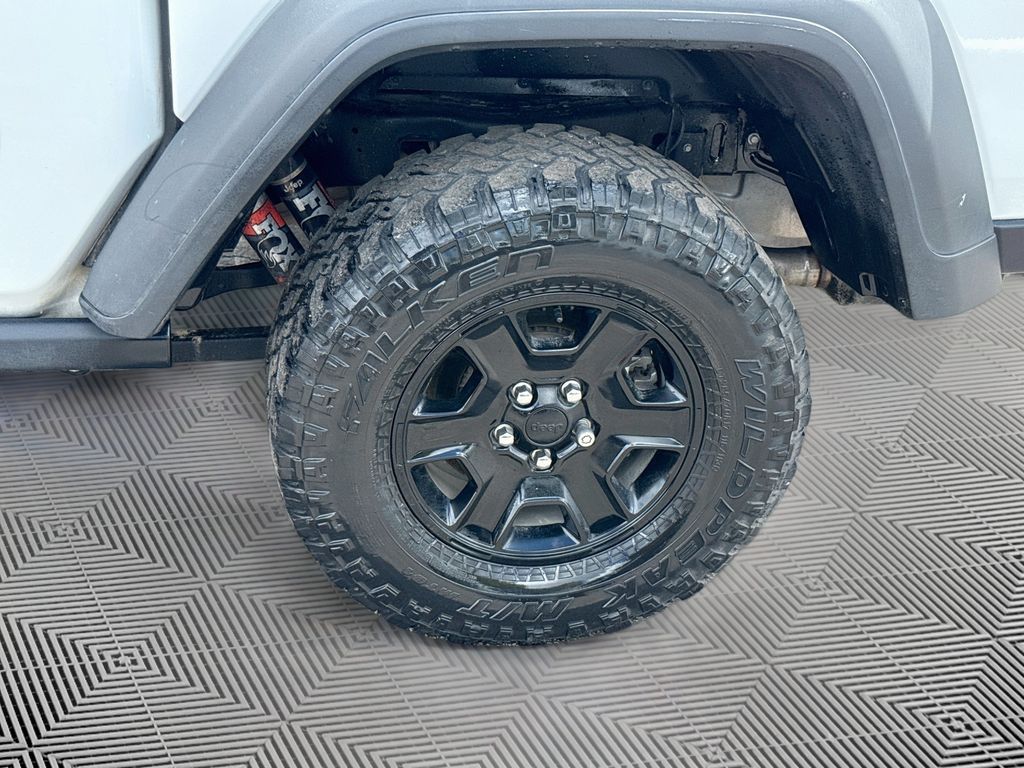 Used 2021 Jeep Gladiator - photo 27