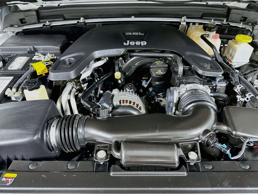 Used 2021 Jeep Gladiator - photo 30