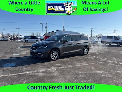 Used 2023 Chrysler Pacifica Touring L Minivan for sale #R596891 - photo 1