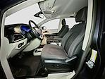 Used 2019 Chrysler Pacifica Touring Plus Minivan thumbnail 9
