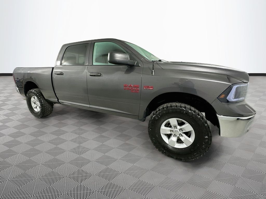 Used 2019 Ram 1500 SLT Crew Cab - photo 8