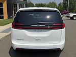 Used 2025 Chrysler Pacifica Select Minivan for sale #3S192 - photo 3