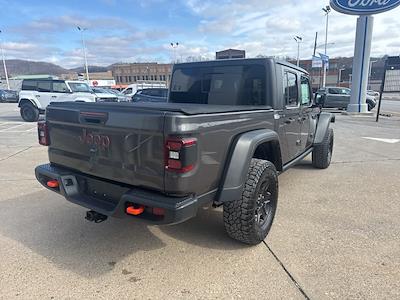 Used 2022 Jeep Gladiator - photo 1