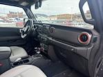 Used 2022 Jeep Gladiator Mojave Crew Cab for sale #VF1007A - photo 9