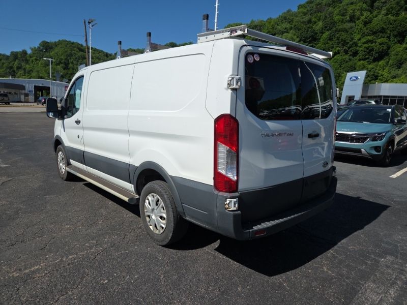 Used 2017 Ford Transit 250 - photo 10