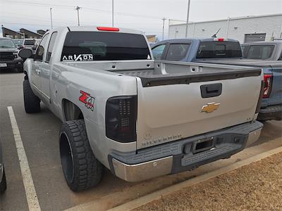 2010 Chevrolet Silverado 1500 Extended Cab 4WD Pickup for sale #AZ223322 - photo 2