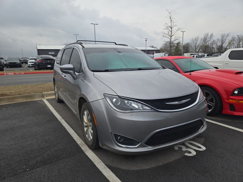 Used 2017 Chrysler Pacifica - photo 6