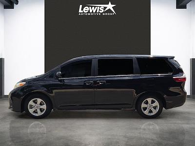 2018 Toyota Sienna FWD Minivan for sale #JS911403 - photo 2