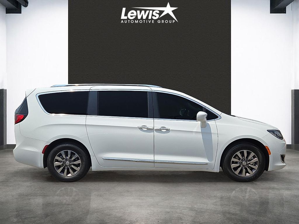 Used 2019 Chrysler Pacifica - photo 7