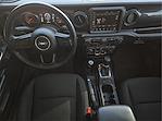 2022 Jeep Gladiator Crew Cab 4WD Pickup for sale #NL121350 - photo 10