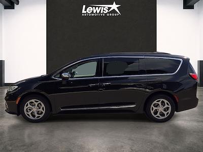 2023 Chrysler Pacifica FWD Minivan for sale #PR619829 - photo 2