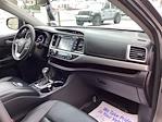 Used 2016 Toyota Highlander XLE for sale #26SF2913A - photo 5