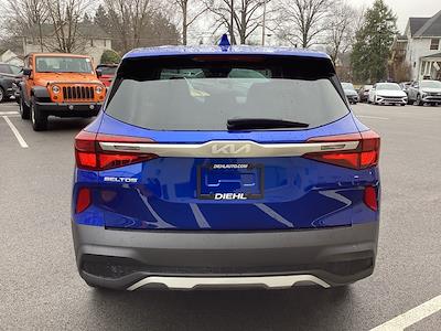 Used 2022 Kia Seltos - photo 1