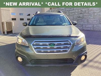 Used 2017 Subaru Outback - photo 2