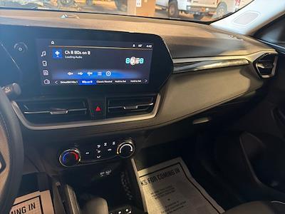 Used 2024 Chevrolet Trailblazer - photo 1