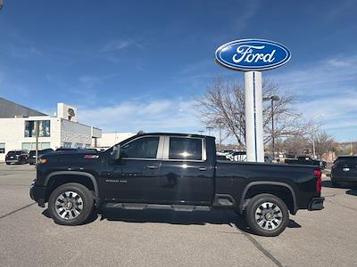 Used 2025 Chevrolet Silverado 2500 - photo 1