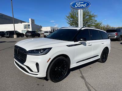 Used 2025 Lincoln Aviator - photo 1