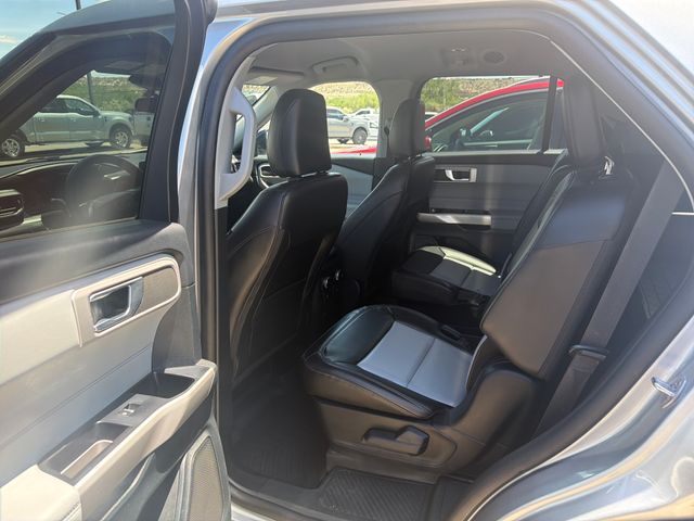 Used 2023 Ford Explorer - photo 6