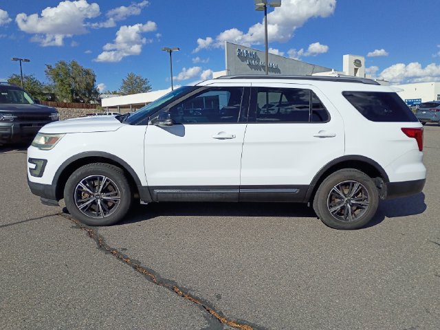 Used 2016 Ford Explorer - photo 2