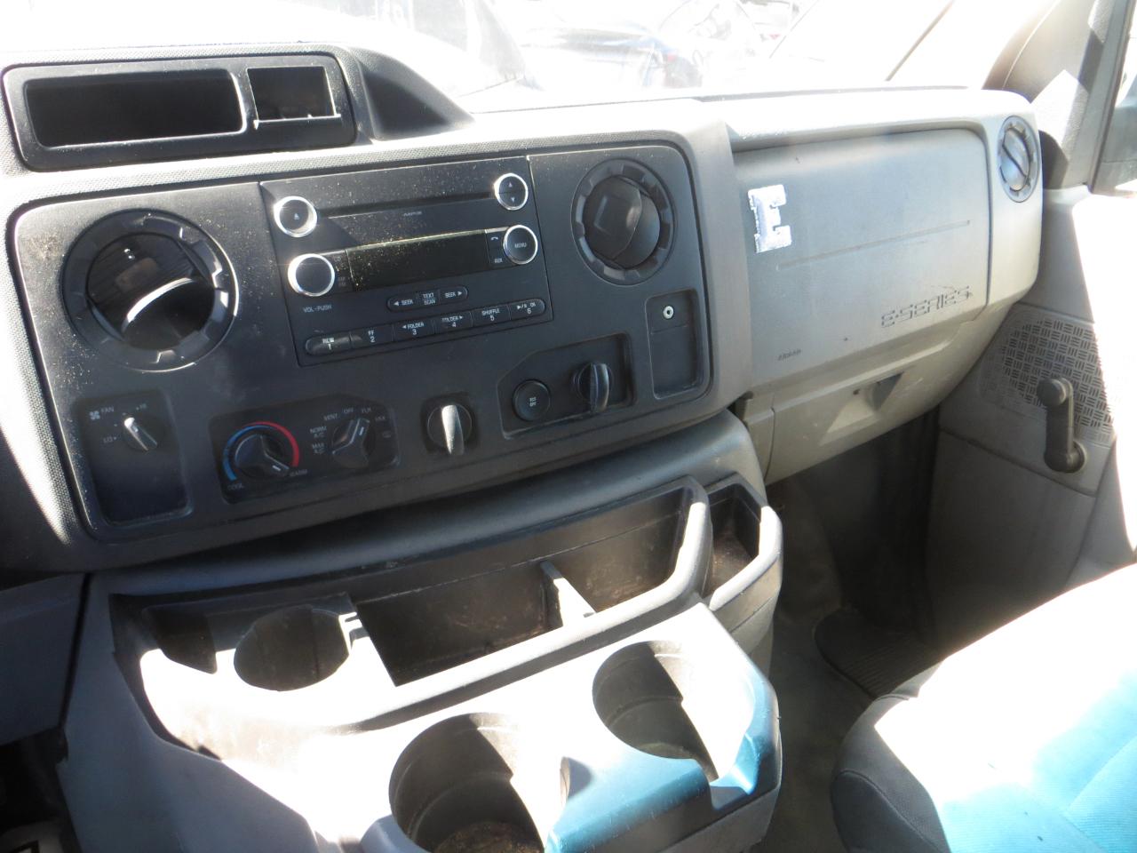 Used 2014 Ford E-350 - photo 10