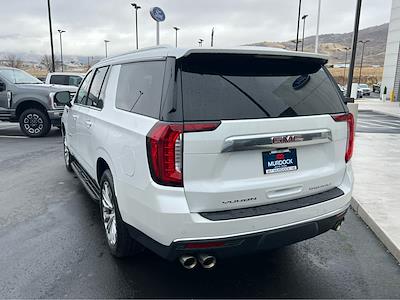 Used 2022 GMC Yukon XL - photo 1
